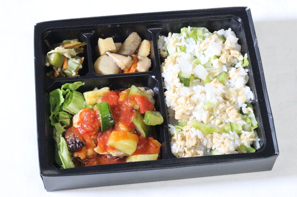 若鶏と地中海野菜のトマト煮込み 野菜ごはん幕ノ内